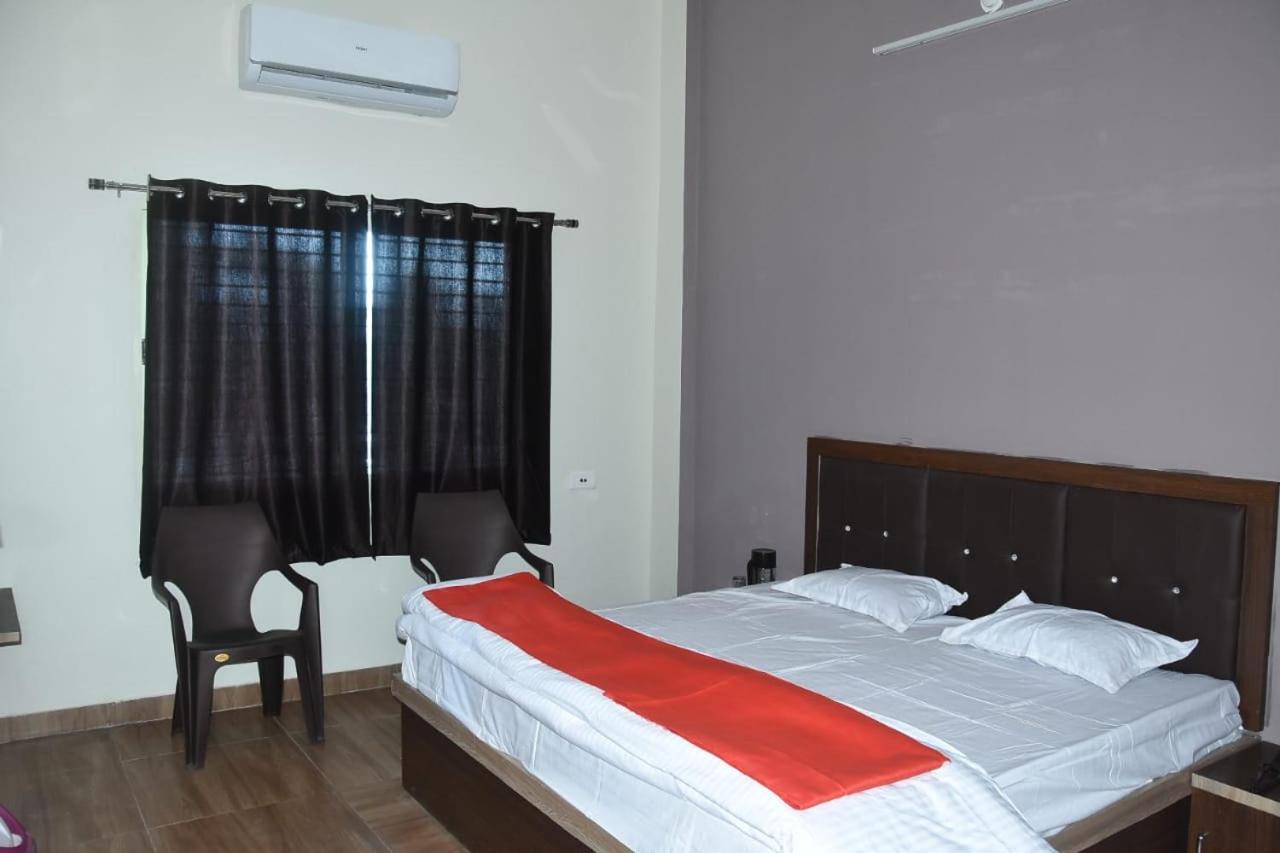 Hotel Shivanjali Palace Ujjain Exterior foto